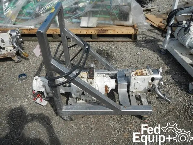 1.5" Waukesha Rotary Lobe Pump, S/S, 2 HP